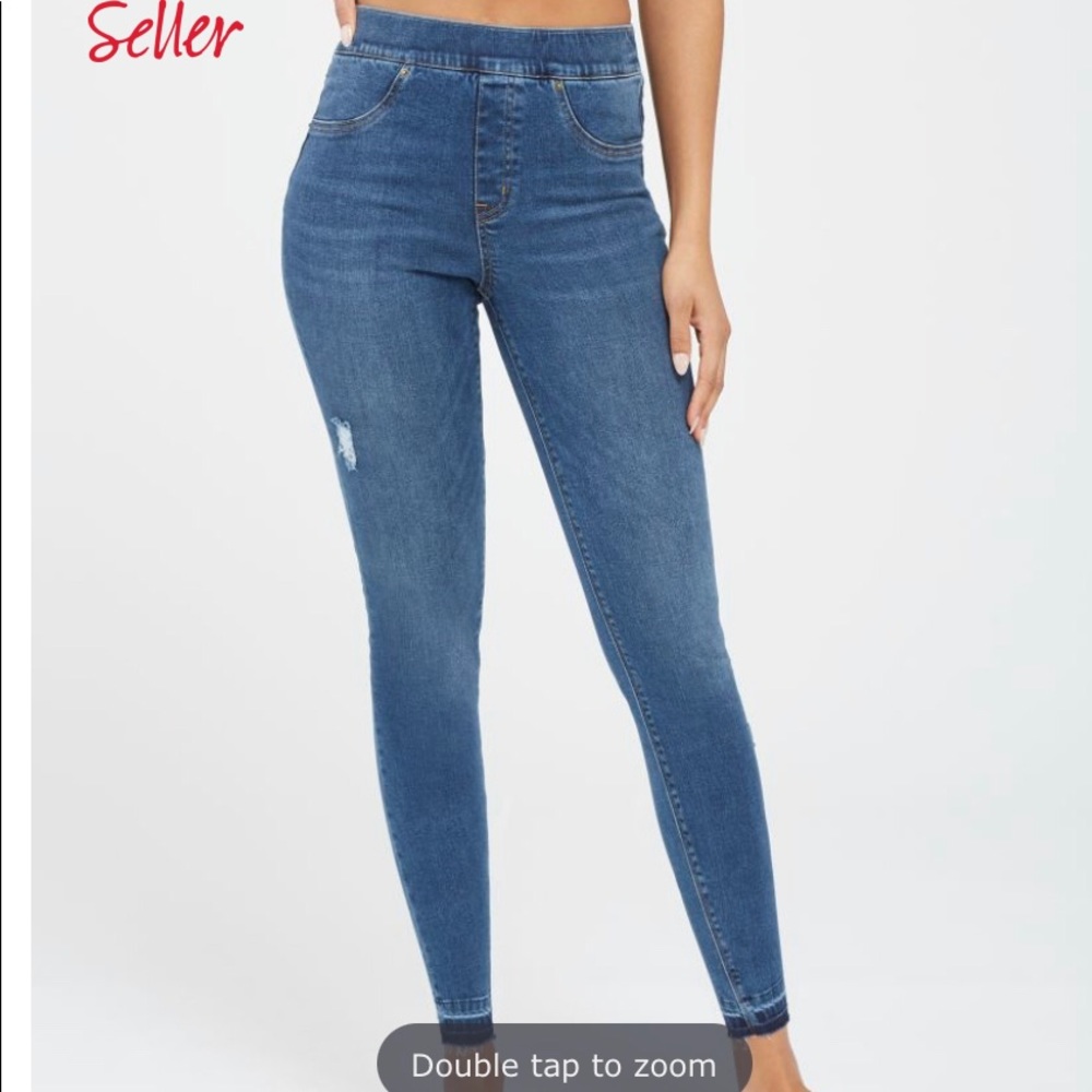 Distressed Ankle skinny jeans